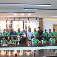 رئيس بلدية طولكرم يستقبل فريق أشبال رواحل