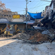 طواقم بلدية طولكرم تعمل على إصلاح خطوط المياه الرئيسية
