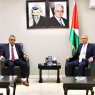 رئيس بلدية طولكرم يلتقي وزير الشؤون المدنية لبحث ملفات إعادة الإعمار وتسهيل حركة المواطنين