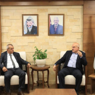 بلدية طولكرم تبحث مع وزير الحكم المحلي احتياجات المدينة وأولويات تطوير الخدمات والبنية التحتية
