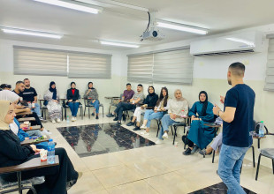 *ورشة تدريبية بعنوان "مهارات بناء فريق العمل"