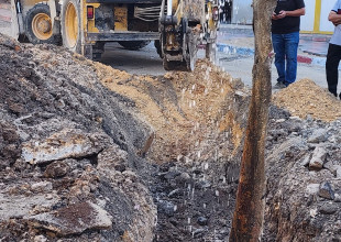 أعمال تأهيل مفرق الجلاد وإصلاح خط مياه بعد أن دمرته قوات الاحتلال