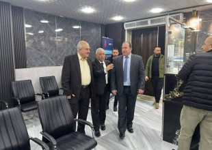 محافظ طولكرم ووزير الحكم المحلي في زيارة لبلدية طولكرم لبحث القضايا التنموية والتحديات الراهنة