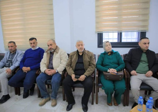 محافظ طولكرم ووزير الحكم المحلي في زيارة لبلدية طولكرم لبحث القضايا التنموية والتحديات الراهنة