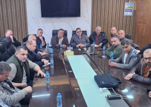 زيارة عطوفة محافظ محافظة طولكرم لدار البلدية