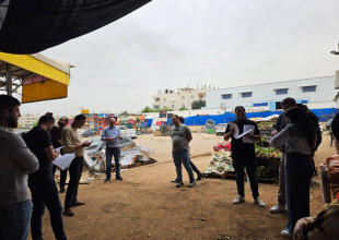 زيارة ميدانية شارك فيها عدد من المقاولين المهتمين بتقديم عروض لتطوير السوق بالتعاون مع منظمة الأغذية والزراعة للأمم المتحدة (الفاو)