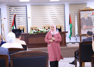 نظّمت بلدية طولكرم لقاءً مجتمعيًا لعرض تقرير متابعة تنفيذ السنة الثانية من خطة مدينة طولكرم 2023-2026