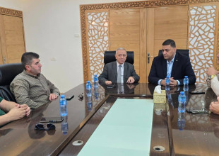 مدير شرطة محافظة طولكرم يزور بلدية طولكرم لبحث التعاون المشترك وتنظيم المدينة
