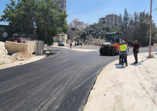 تأهيل وتعبيد جزء من شارع السكة بتمويل من المنحة الحكومية الإسعافية