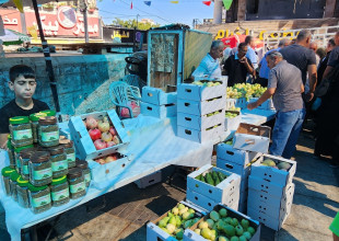 مشاركة رئيس بلدية طولكرم الدكتور رياض عوض في افتتاح اليوم التسويقي للمنتجات الزراعية في ميدان جمال عبد الناصر