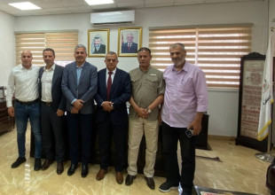 بلدية طولكرم تستقبل وفداً من المؤسسة الأمنية ووزارة الداخلية لبحث قضايا مشتركة