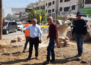 بلدية طولكرم تبدأ العمل فعلياً على إعادة تأهيل دوار شويكة