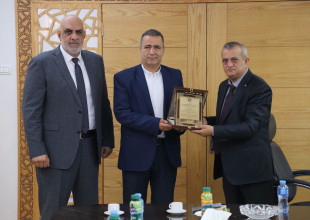 بلدية طولكرم تستقبل رئيس مجلس إدارة ومدير عام الشركة الفلسطينية لنقل الكهرباء