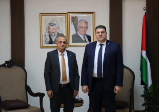 رئيس بلدية طولكرم يبحث مع وزير النقل والمواصلات تطوير منظومة النقل العام ومعالجة الأزمة المرورية في المدينة