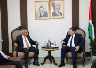 رئيس بلدية طولكرم يبحث مع وزير النقل والمواصلات تطوير منظومة النقل العام ومعالجة الأزمة المرورية في المدينة