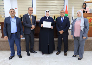 بلدية طولكرم تختتم البرنامج التدريبي المشترك للعام الأكاديمي 2025&ndash;2026 بالتعاون مع جامعة فلسطين التقنية (خضوري)