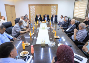 في دار بلدية طولكرم.. الفقها ووزير الداخلية يؤكدان تكامل الجهود لخدمة المدينة.