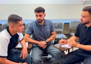 بلدية طولكرم ممثلة بوحدة المكتبات وتطوير القدرات تستضيف لقاءً توعوياً حول قرار مجلس الأمن "2250" لتعزيز دور الشباب في السلم والأمن