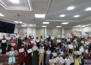 بلدية طولكرم تنظم معرض تدوير وتكريم اطفال المخيم الصيفي 2026 لقسم المكتبات