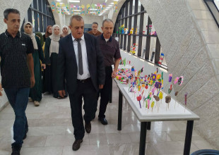 بلدية طولكرم تنظم معرض تدوير وتكريم اطفال المخيم الصيفي 2026 لقسم المكتبات