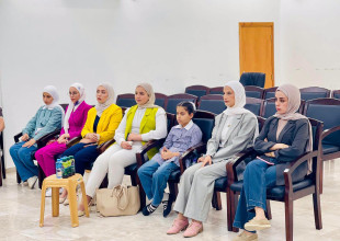 بلدية طولكرم تستضيف حفل تكريم مدربي المخيمات الصيفية المتخصصة في مكافحة الجرائم الإلكترونية والابتزاز