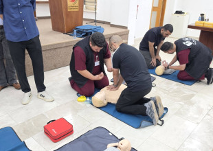دقيقتان لإنقاذ الحياة لقاء توعوي في بلدية طولكرم بالشراكة مع الجامعة العربية الأمريكية