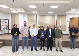 بلدية طولكرم تكرّم فريق فتيات طولكرم لكرة القدم