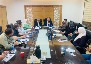 اللواء د. كميل يجتمع مع رئيس وأعضاء مجلس بلدية طولكرم ويناقش مجموعة من القضايا 