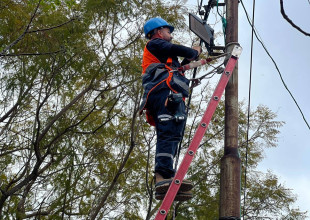إنجاز صيانة الإنارة في مقبرة طولكرم الغربية