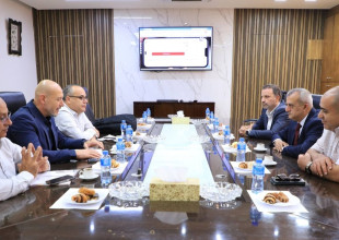 بلدية طولكرم تبحث آفاق تطوير قطاع المياه والصرف الصحي مع سلطة المياه وشركائها