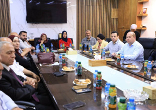 وزير الحكم المحلي يزور بلدية طولكرم ويؤكد دعم الوزارة لمشاريع تطوير البنية التحتية والخدماتية