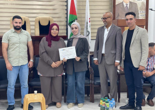 بلدية طولكرم تستضيف حفل تكريم مدربي المخيمات الصيفية المتخصصة في مكافحة الجرائم الإلكترونية والابتزاز