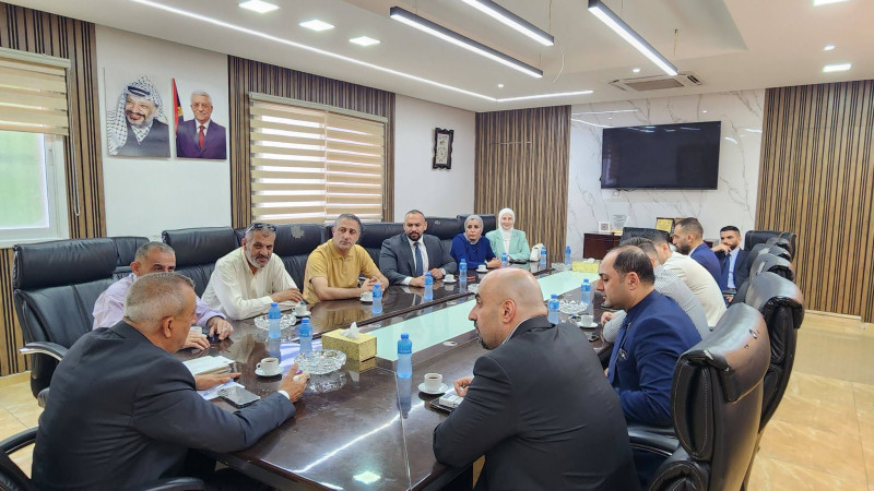 استقبال رئيس البلدية السيد نصر فقها، وفدًا من اللجنة الفرعية لنقابة المحامين الفلسطينيين (فرع طولكرم)